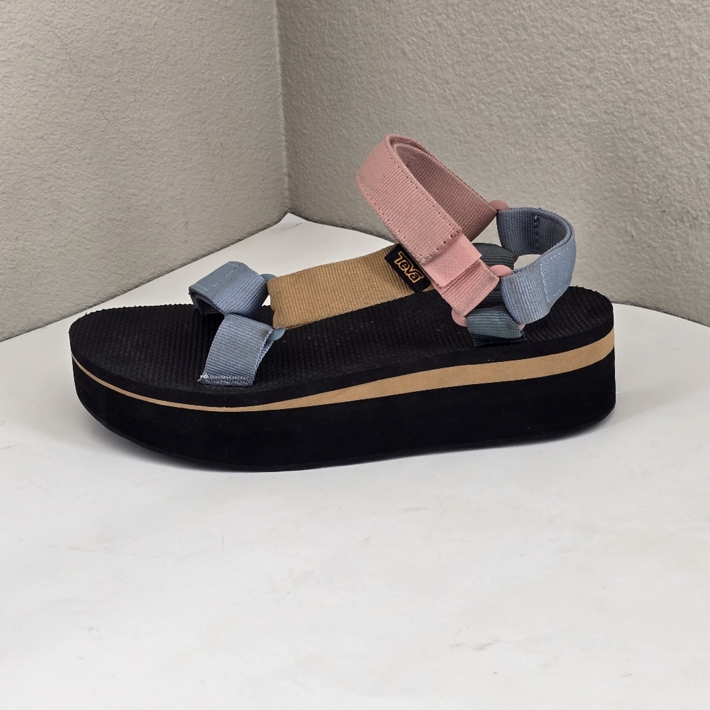 Teva Flatform Sandals Women's 7